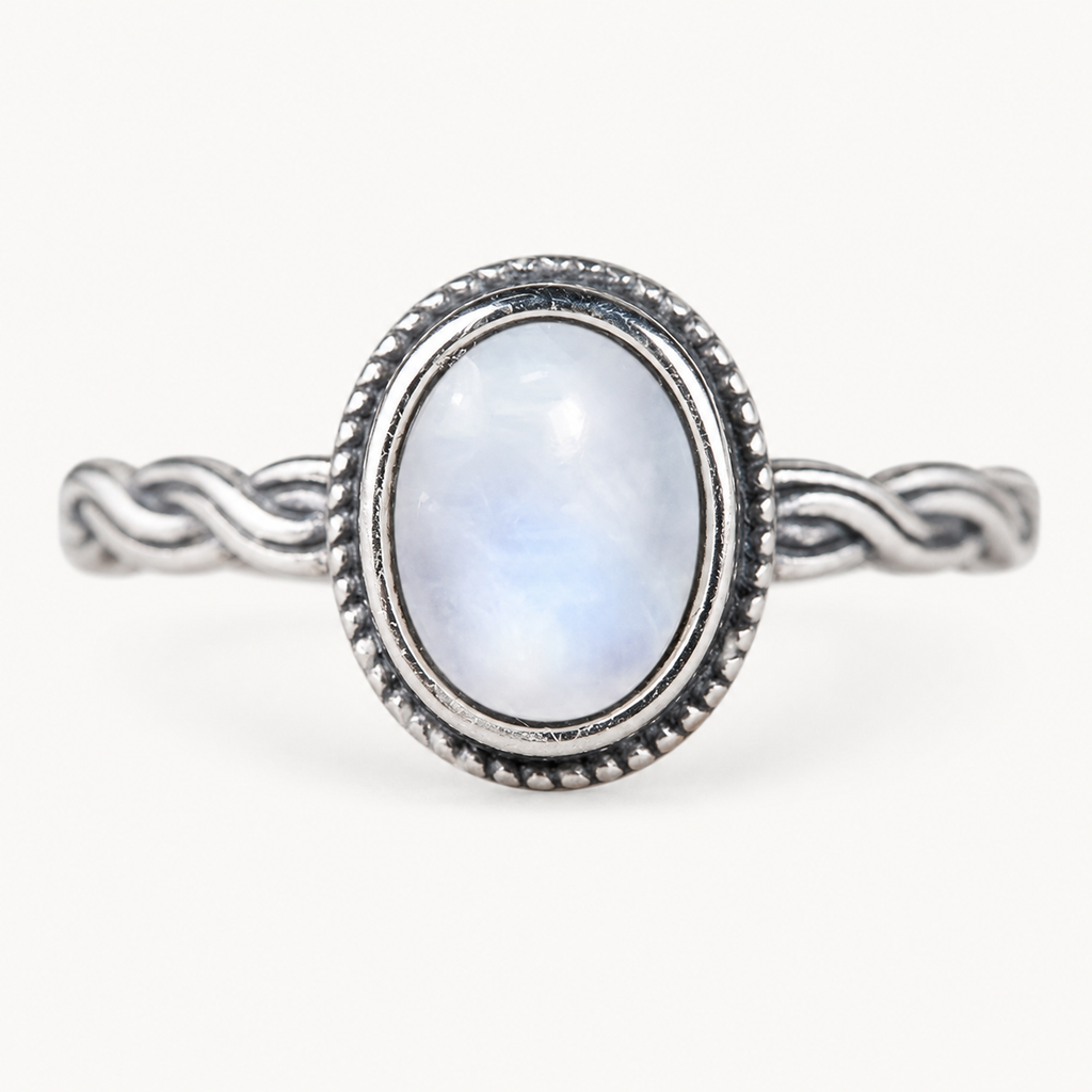 Zierlicher Mondstein Ring mit seitlichem Rankenmuster