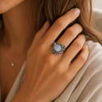 Quadratischer Mondstein Ring mit Blättermuster