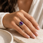 Amethyst Cabochonring aus 925er Silber mit Punktrelief
