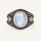Breiter Mondstein Ring mit seitlichen Halbmondmotiven