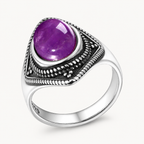 Amethyst Ring aus 925er Silber mit rautenförmigem Rahmen