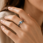 Mondstein Ring mit dreifachem Mondsichel Motiv
