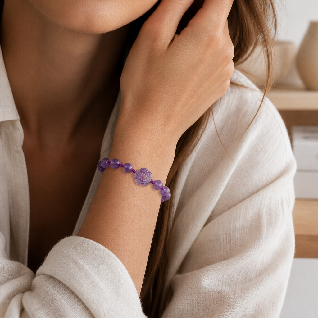 Amethyst Makramee Armband mit Rosenmotiv