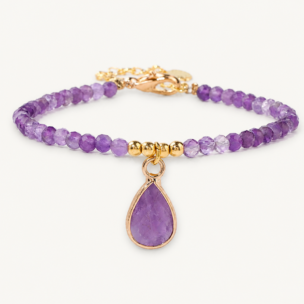 Filigranes Amethyst Armband mit Tropfenanhänger