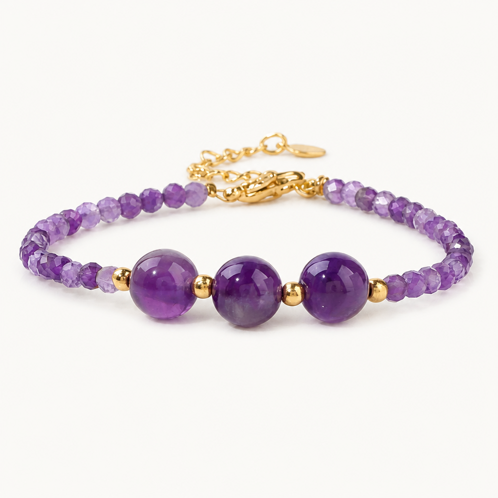 Filigranes Amethyst Armband mit drei Mittelperlen
