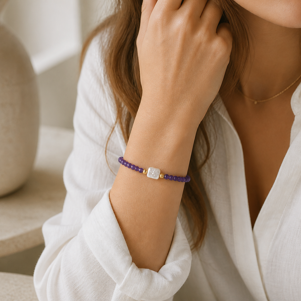 Filigranes Amethyst Armband mit heller Mittelperle