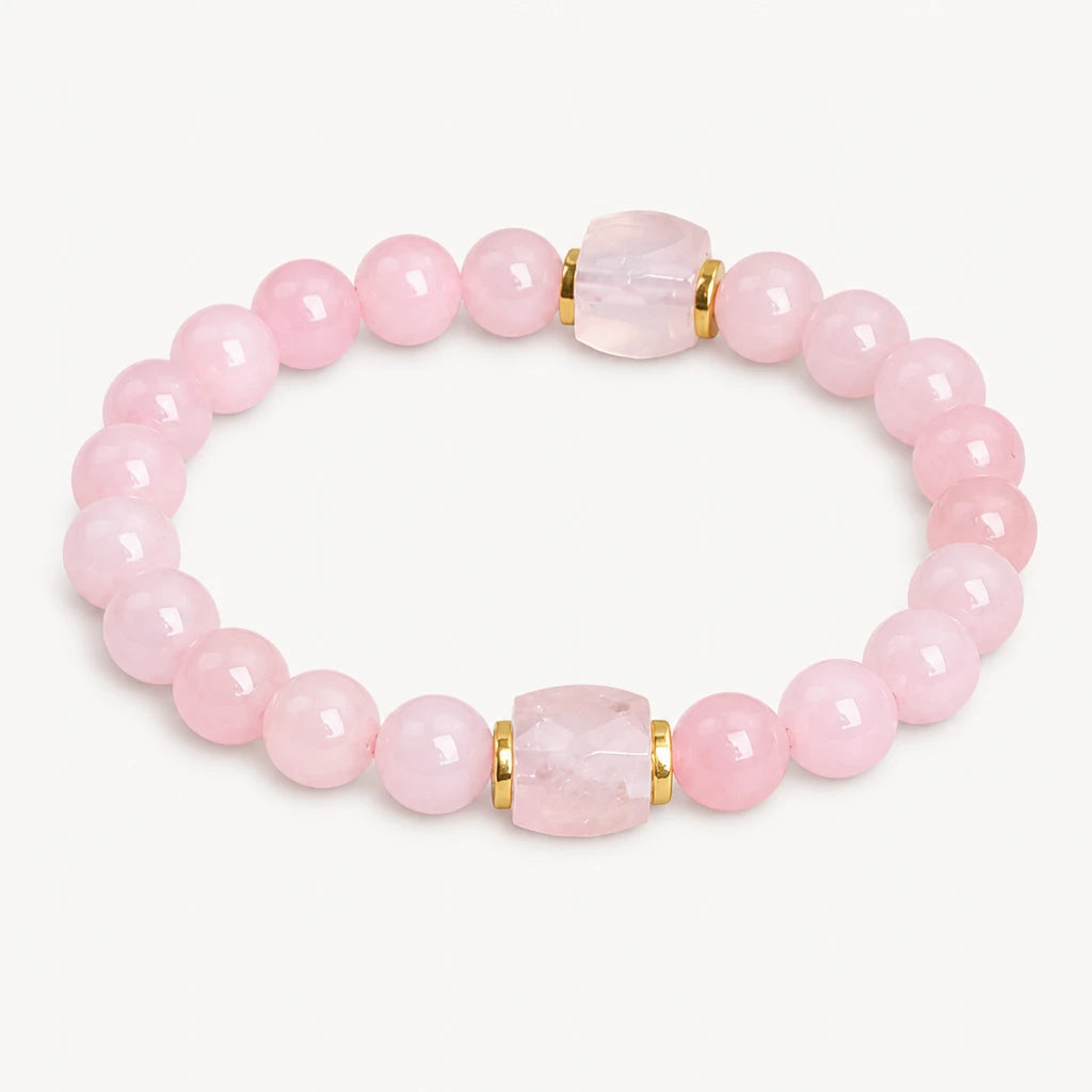 Rosenquarz Perlenarmband mit zwei Würfelsteinen