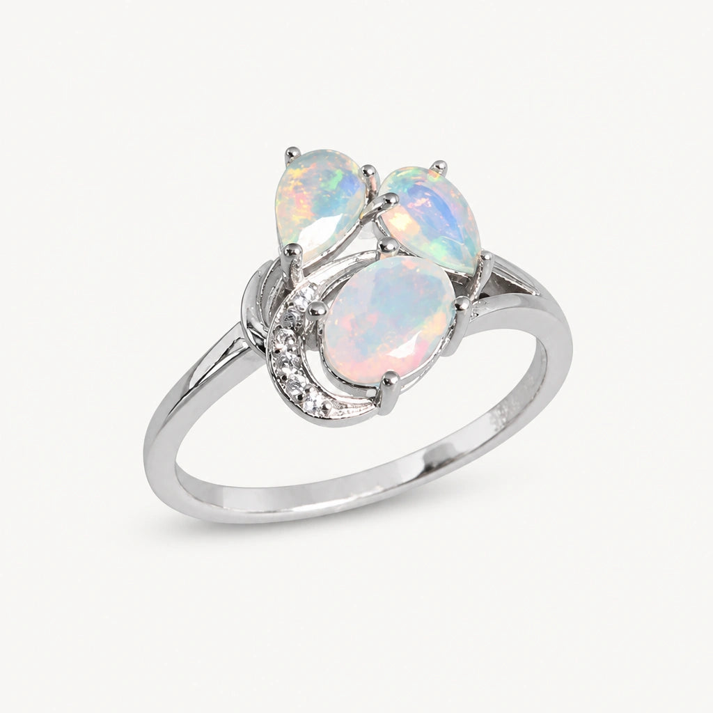 Opal Ring aus 925er Silber mit drei tropfenförmigen Steinen