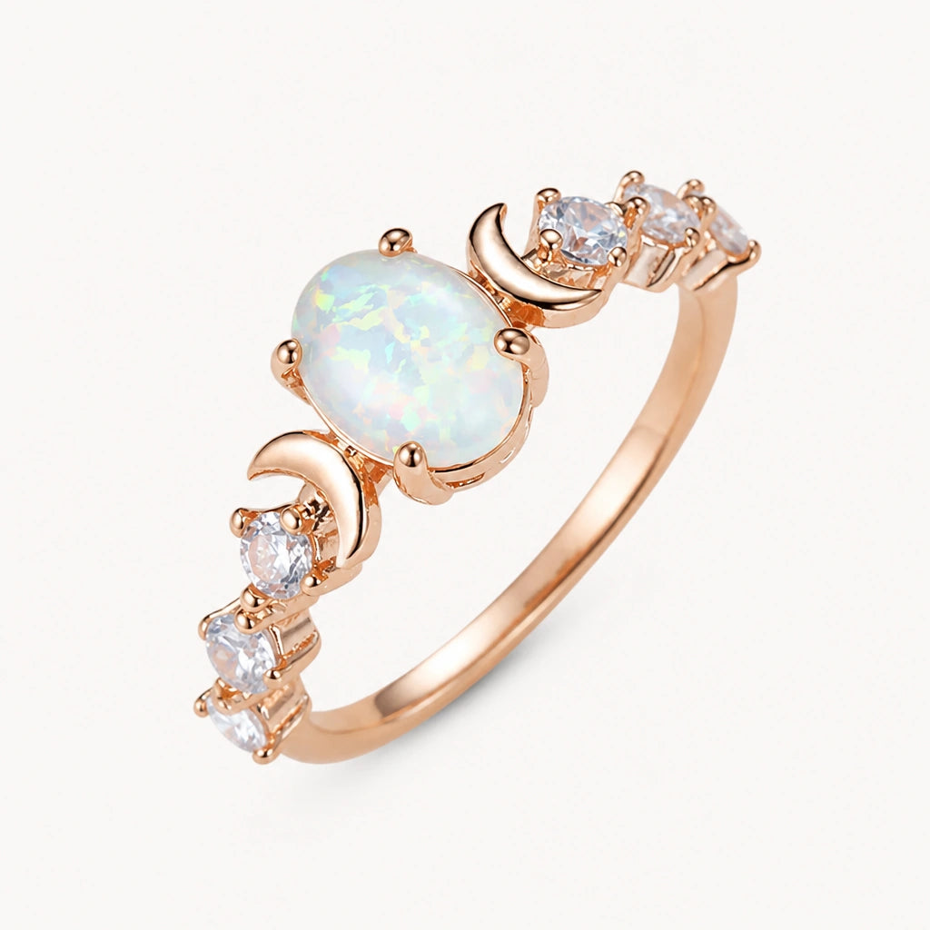 Opal Ring aus Roségold mit Mondsicheln und Ziersteinen