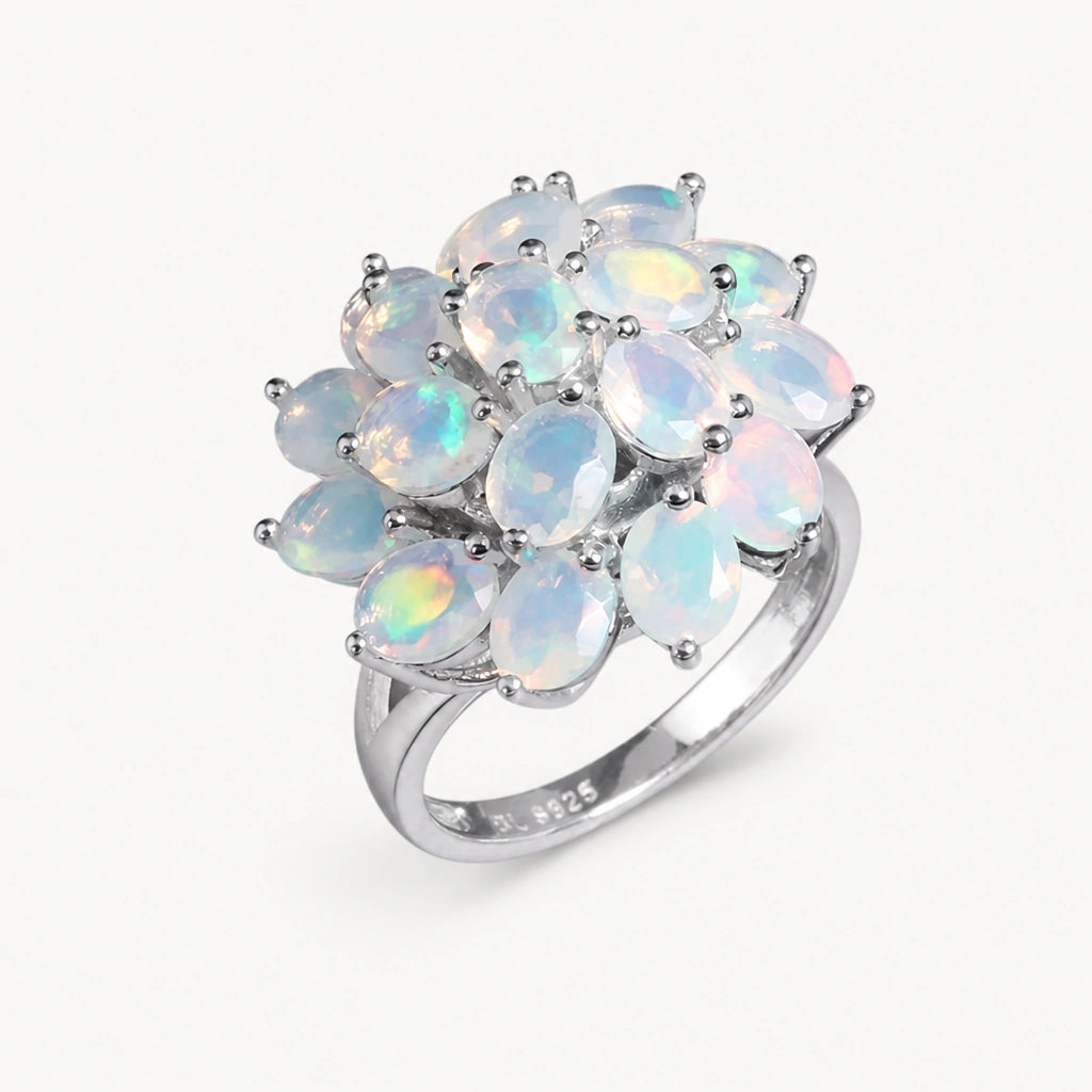Opal Ring aus 925er Silber mit vielen ovalen Steinen