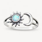 Offener Opal Ring mit Sonne und Mondsichel