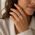 Schmaler blauer Opal Ring mit Einlage