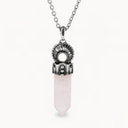 Rosenquarz Kette mit rundem Ornamentanhänger