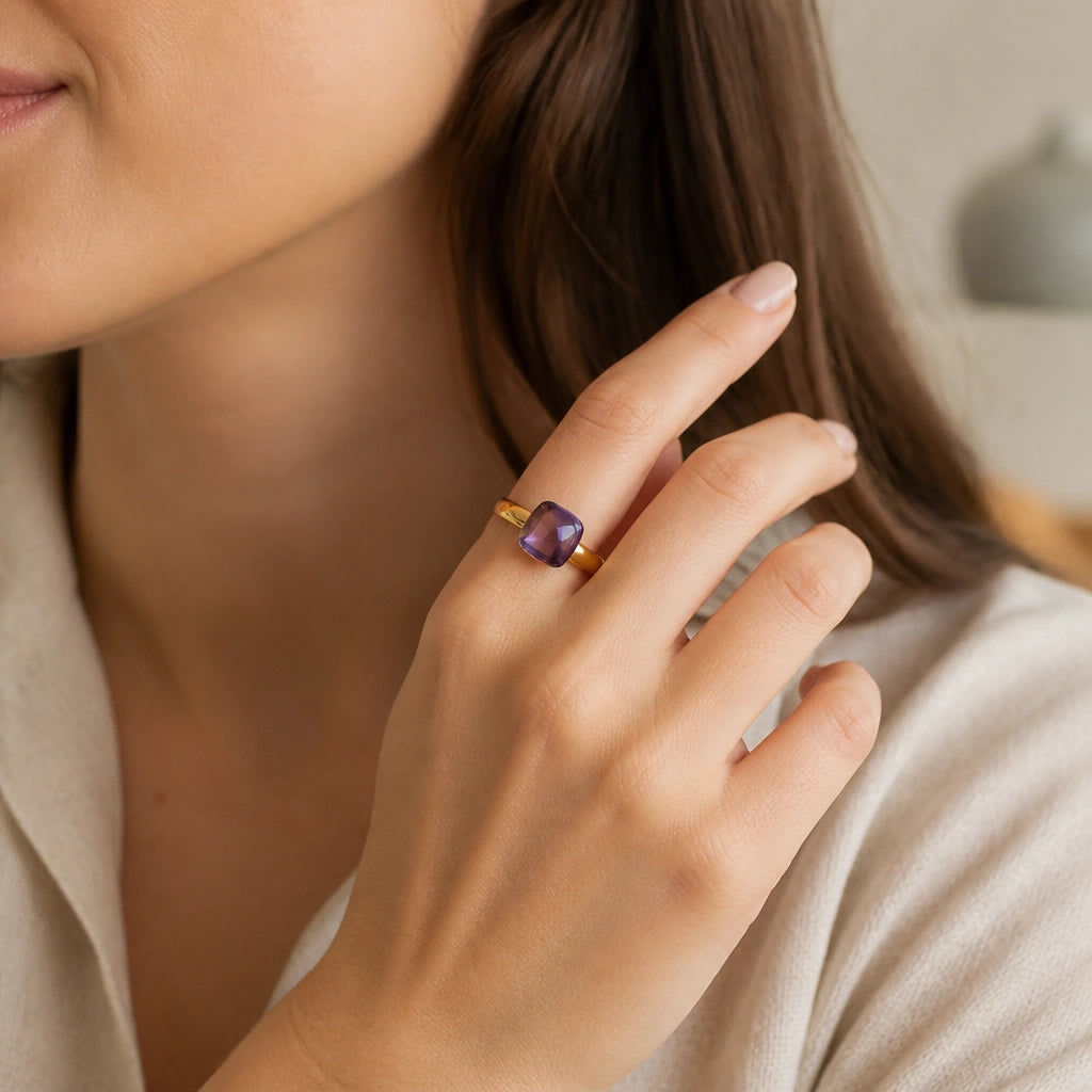 10K vergoldeter Amethyst Ring aus 925er Silber mit quadratischem Stein