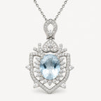 Aquamarin Kette aus 925er Silber mit ovalem Stein und ornamentalem Anhänger