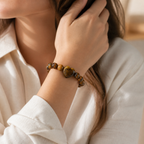 Tigerauge Perlenarmband mit großem Herzstein
