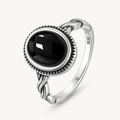 Onyx Ring aus 925er Silber mit rundem Cabochon und gedrehter Ringschiene