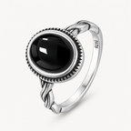 Onyx Ring aus 925er Silber mit rundem Cabochon und gedrehter Ringschiene