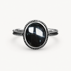 Feiner Onyx Ring aus 925er Silber mit ovalem Cabochon